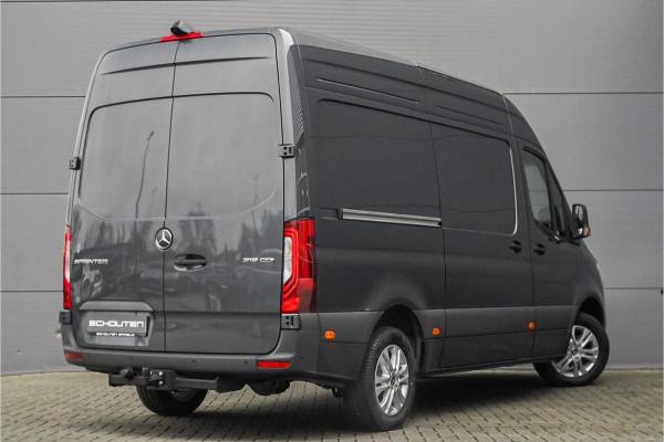 Mercedes-Benz Sprinter 319 1.9 CDI L2H2 RWD BPM Vrij 2x Auto Schuifdeur Distronic Camera Navi Trekhaak 3.5T Mercedes-Benz Sprinter 319 1.9 CDI L2H2 RWD BPM Vrij 2x Auto Schuifdeur Distronic Camera Navi Trekhaak 3.5T