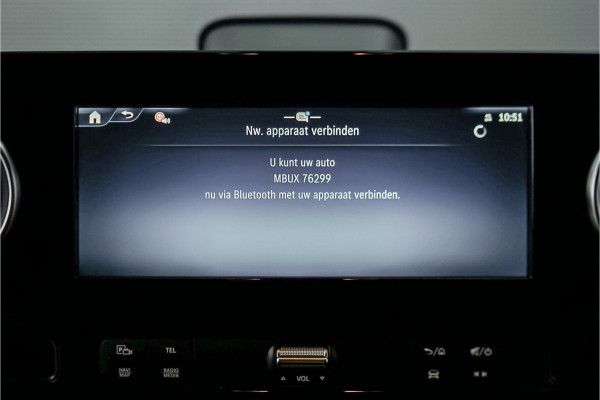 Mercedes-Benz Sprinter 319 1.9 CDI L2H2 RWD BPM Vrij 2x Auto Schuifdeur Distronic Camera Navi Trekhaak 3.5T Mercedes-Benz Sprinter 319 1.9 CDI L2H2 RWD BPM Vrij 2x Auto Schuifdeur Distronic Camera Navi Trekhaak 3.5T