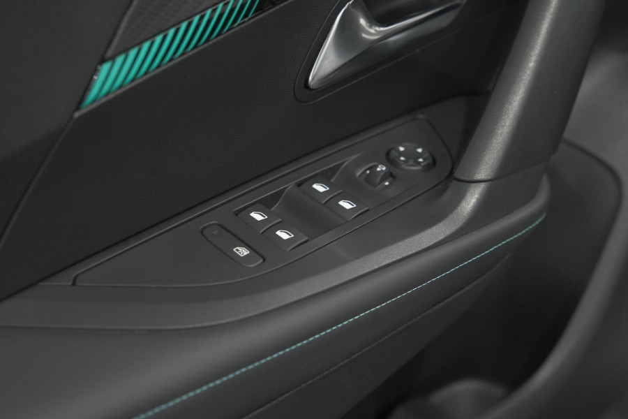 Peugeot 2008 PureTech 102 Allure Pack | Allseason Banden | Parkeersensoren | Apple Carplay Peugeot 2008 PureTech 102 Allure Pack | Allseason Banden | Parkeersensoren | Apple Carplay