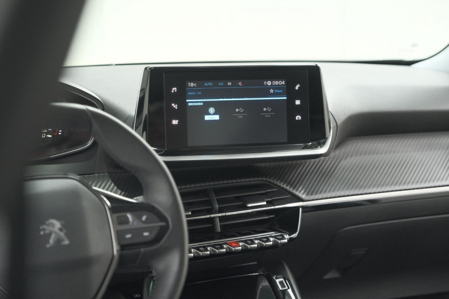 Peugeot 2008 PureTech 102 Allure Pack | Allseason Banden | Parkeersensoren | Apple Carplay Peugeot 2008 PureTech 102 Allure Pack | Allseason Banden | Parkeersensoren | Apple Carplay