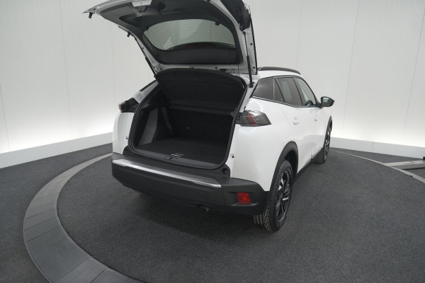 Peugeot 2008 PureTech 102 Allure Pack | Allseason Banden | Parkeersensoren | Apple Carplay Peugeot 2008 PureTech 102 Allure Pack | Allseason Banden | Parkeersensoren | Apple Carplay