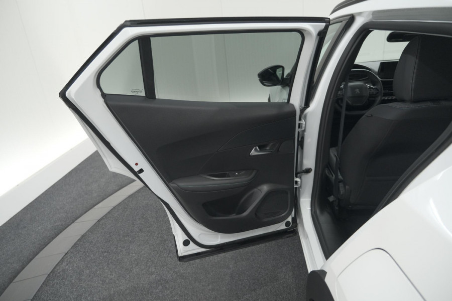 Peugeot 2008 PureTech 102 Allure Pack | Allseason Banden | Parkeersensoren | Apple Carplay Peugeot 2008 PureTech 102 Allure Pack | Allseason Banden | Parkeersensoren | Apple Carplay