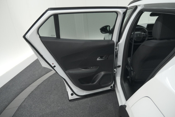 Peugeot 2008 PureTech 102 Allure Pack | Allseason Banden | Parkeersensoren | Apple Carplay Peugeot 2008 PureTech 102 Allure Pack | Allseason Banden | Parkeersensoren | Apple Carplay