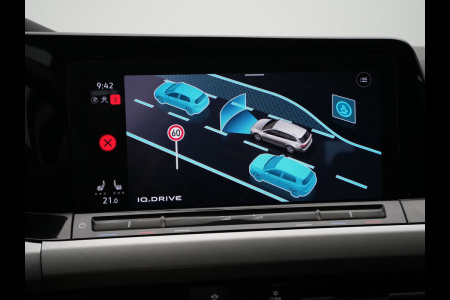 Volkswagen GOLF Variant 1.0 TSI Life Business Navigatie Stoel/stuurverwarming Parkassist Sideassist Pdc Acc 201 Volkswagen GOLF Variant 1.0 TSI Life Business Navigatie Stoel/stuurverwarming Parkassist Sideassist Pdc Acc 201