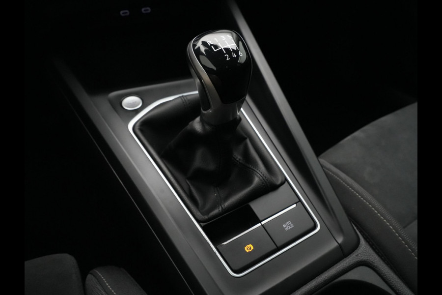 Volkswagen GOLF Variant 1.0 TSI Life Business Navigatie Stoel/stuurverwarming Parkassist Sideassist Pdc Acc 201 Volkswagen GOLF Variant 1.0 TSI Life Business Navigatie Stoel/stuurverwarming Parkassist Sideassist Pdc Acc 201