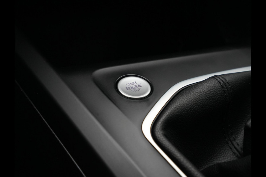 Volkswagen GOLF Variant 1.0 TSI Life Business Navigatie Stoel/stuurverwarming Parkassist Sideassist Pdc Acc 201 Volkswagen GOLF Variant 1.0 TSI Life Business Navigatie Stoel/stuurverwarming Parkassist Sideassist Pdc Acc 201