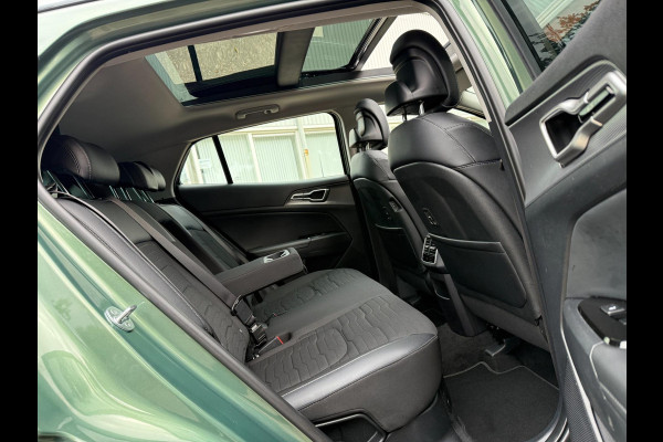 Kia Sportage 1.6 T-GDi HYBRID DYNAMIC+LINE 2023 LUXE PANO ACC LUXE 1-EIGENR Kia Sportage 1.6 T-GDi HYBRID DYNAMIC+LINE 2023 LUXE PANO ACC LUXE 1-EIGENR