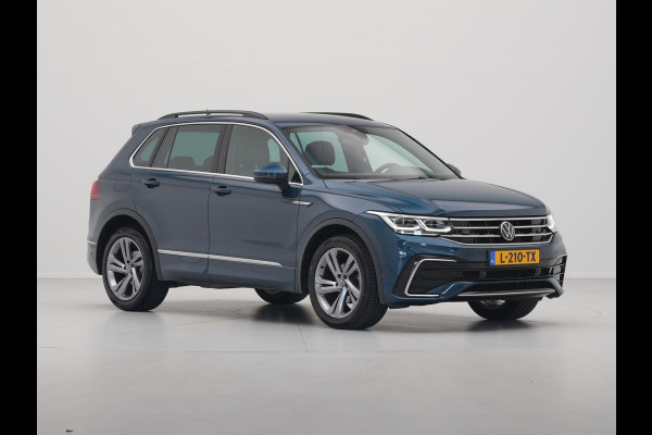 Volkswagen Tiguan 1.5 TSI 150pk DSG R-Line Navigatie Wegkl. trekhaak Acc Elek. kofferklep 276 Volkswagen Tiguan 1.5 TSI 150pk DSG R-Line Navigatie Wegkl. trekhaak Acc Elek. kofferklep 276