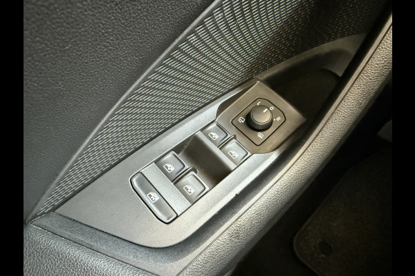 Škoda Octavia Combi 1.0 e-TSI Business Edition Plus | Camera | Dodehoeksensoren | Apple carplay Škoda Octavia Combi 1.0 e-TSI Business Edition Plus | Camera | Dodehoeksensoren | Apple carplay