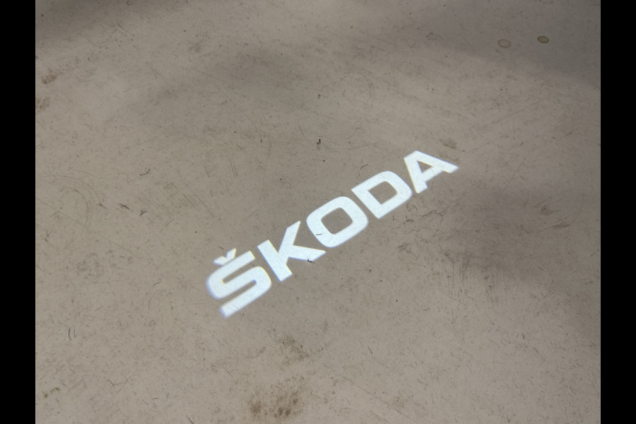 Škoda Octavia Combi 1.0 e-TSI Business Edition Plus | Camera | Dodehoeksensoren | Apple carplay Škoda Octavia Combi 1.0 e-TSI Business Edition Plus | Camera | Dodehoeksensoren | Apple carplay