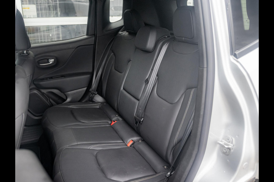 Jeep Renegade 1.3T DDCT S Automaat | Adapt. Cruise | Navi | 19" | Trekhaak | Leder | Winter Pack | Camera | BSM