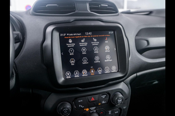Jeep Renegade 1.3T DDCT S Automaat | Adapt. Cruise | Navi | 19" | Trekhaak | Leder | Winter Pack | Camera | BSM