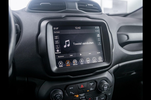Jeep Renegade 1.3T DDCT S Automaat | Adapt. Cruise | Navi | 19" | Trekhaak | Leder | Winter Pack | Camera | BSM