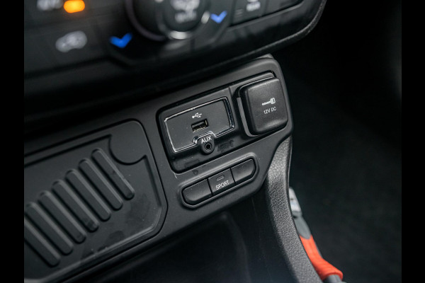 Jeep Renegade 1.3T DDCT S Automaat | Adapt. Cruise | Navi | 19" | Trekhaak | Leder | Winter Pack | Camera | BSM