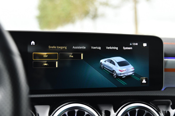 Mercedes-Benz CLA-Klasse 200 AMG Edition 1. Pano, Burm, Camera, Sfeer, CarPlay! Mercedes-Benz CLA-Klasse 200 AMG Edition 1. Pano, Burm, Camera, Sfeer, CarPlay!