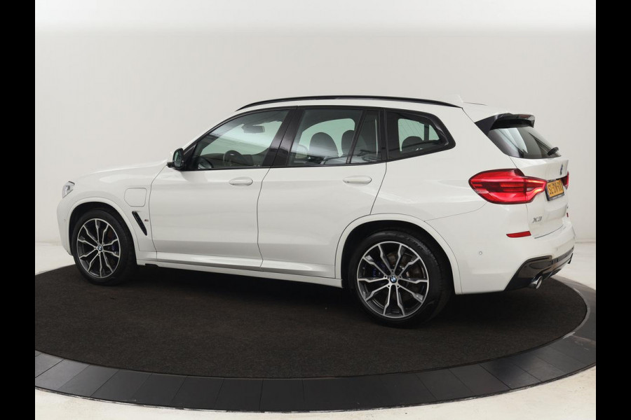 BMW X3 xDrive30e M Sport | 360 Camera | Harman/Kardon | Stoelverwarming | 20'' | Sportstoelen | Sfeerverlichting | Half leder | Navigatie | Live Cockpit | Keyless | PHEV | Plug In BMW X3 xDrive30e M Sport | 360 Camera | Harman/Kardon | Stoelverwarming | 20'' | Sportstoelen | Sfeerverlichting | Half leder | Navigatie | Live Cockpit | Keyless | PHEV | Plug In