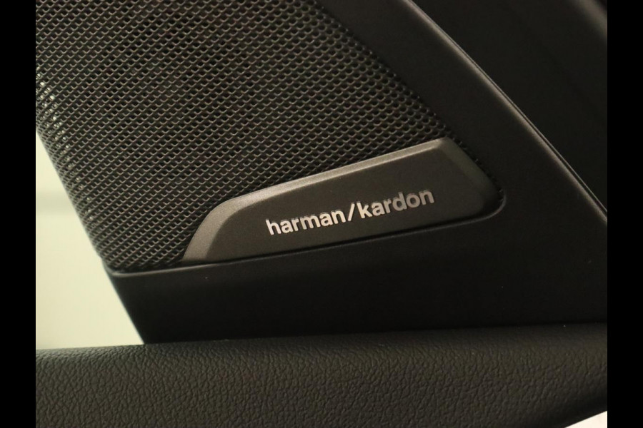 BMW X3 xDrive30e M Sport | 360 Camera | Harman/Kardon | Stoelverwarming | 20'' | Sportstoelen | Sfeerverlichting | Half leder | Navigatie | Live Cockpit | Keyless | PHEV | Plug In BMW X3 xDrive30e M Sport | 360 Camera | Harman/Kardon | Stoelverwarming | 20'' | Sportstoelen | Sfeerverlichting | Half leder | Navigatie | Live Cockpit | Keyless | PHEV | Plug In