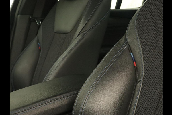 BMW X3 xDrive30e M Sport | 360 Camera | Harman/Kardon | Stoelverwarming | 20'' | Sportstoelen | Sfeerverlichting | Half leder | Navigatie | Live Cockpit | Keyless | PHEV | Plug In BMW X3 xDrive30e M Sport | 360 Camera | Harman/Kardon | Stoelverwarming | 20'' | Sportstoelen | Sfeerverlichting | Half leder | Navigatie | Live Cockpit | Keyless | PHEV | Plug In
