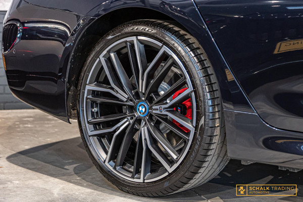 BMW 5 Serie 545e xDrive|M-sport|Pano|H&K|Laser|Full options