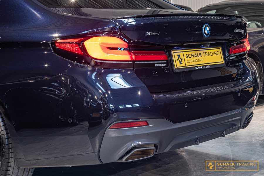 BMW 5 Serie 545e xDrive|M-sport|Pano|H&K|Laser|Full options