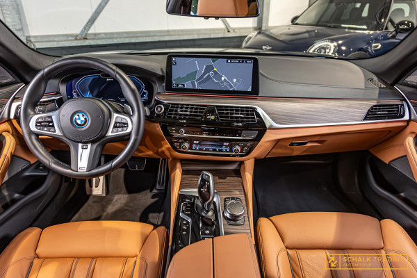 BMW 5 Serie 545e xDrive|M-sport|Pano|H&K|Laser|Full options