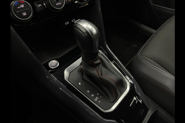 Volkswagen T-Roc 1.5 TSI Business R Carplay | IQ | Virtual