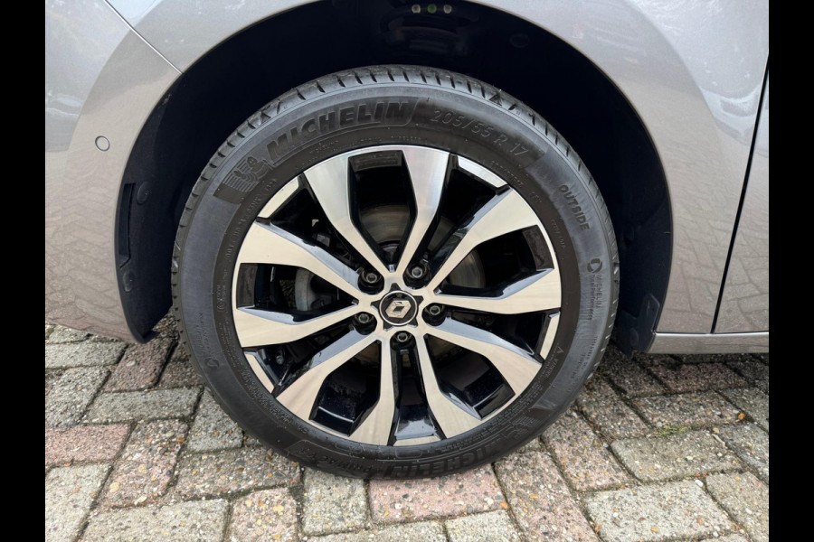 Renault Kangoo TCe 130 Techno Navi / LM velgen / Clima / Camera / P-Sensoren / Stoelverwarming / Keyless Renault Kangoo TCe 130 Techno Navi / LM velgen / Clima / Camera / P-Sensoren / Stoelverwarming / Keyless