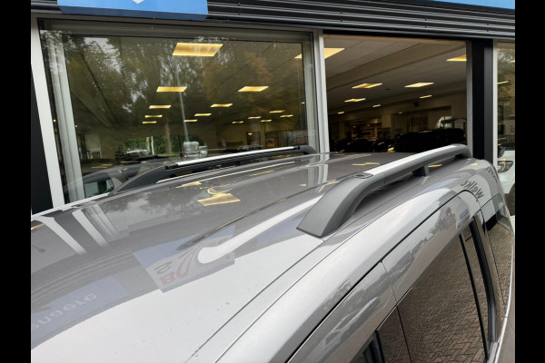 Renault Kangoo TCe 130 Techno Navi / LM velgen / Clima / Camera / P-Sensoren / Stoelverwarming / Keyless Renault Kangoo TCe 130 Techno Navi / LM velgen / Clima / Camera / P-Sensoren / Stoelverwarming / Keyless