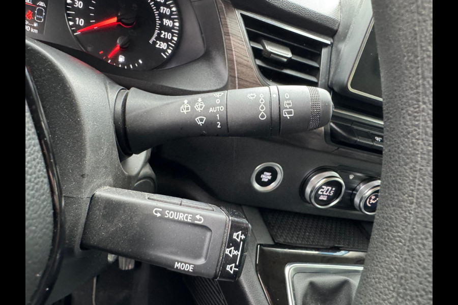 Renault Kangoo TCe 130 Techno Navi / LM velgen / Clima / Camera / P-Sensoren / Stoelverwarming / Keyless Renault Kangoo TCe 130 Techno Navi / LM velgen / Clima / Camera / P-Sensoren / Stoelverwarming / Keyless