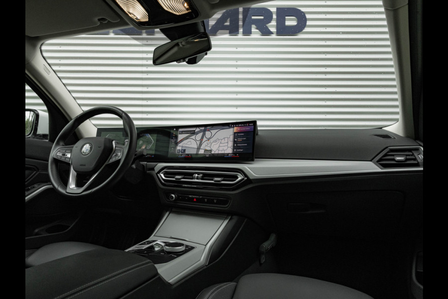 BMW 3-serie 320d - Sportstoelen - Trekhaak - 1-Hand - Navigatie - Bluetooth