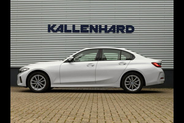 BMW 3-serie 320d - Sportstoelen - Trekhaak - 1-Hand - Navigatie - Bluetooth