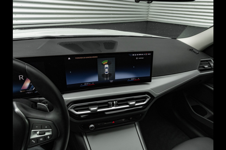 BMW 3-serie 320d - Sportstoelen - Trekhaak - 1-Hand - Navigatie - Bluetooth