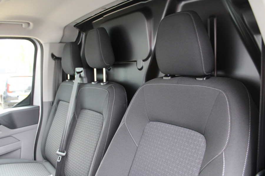 Ford Transit Custom 320 2.0 TDCI L2H1 Trend 136pk - Carplay - Android - Camera - LED koplampen - Airbag bijrijder - 70l tank - Rijklaar