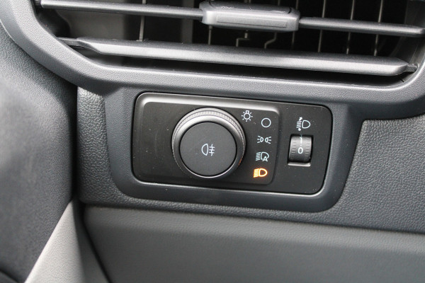 Ford Transit Custom 320 2.0 TDCI L2H1 Trend 136pk - Carplay - Android - Camera - LED koplampen - Airbag bijrijder - 70l tank - Rijklaar