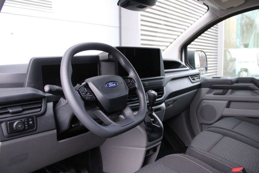 Ford Transit Custom 320 2.0 TDCI L2H1 Trend 136pk - Carplay - Android - Camera - LED koplampen - Airbag bijrijder - 70l tank - Rijklaar Ford Transit Custom 320 2.0 TDCI L2H1 Trend 136pk - Carplay - Android - Camera - LED koplampen - Airbag bijrijder - 70l tank - Rijklaar