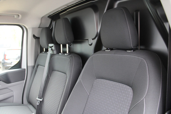 Ford Transit Custom 320 2.0 TDCI L2H1 Trend 136pk - Carplay - Android - Camera - LED koplampen - Airbag bijrijder - 70l tank - Rijklaar Ford Transit Custom 320 2.0 TDCI L2H1 Trend 136pk - Carplay - Android - Camera - LED koplampen - Airbag bijrijder - 70l tank - Rijklaar