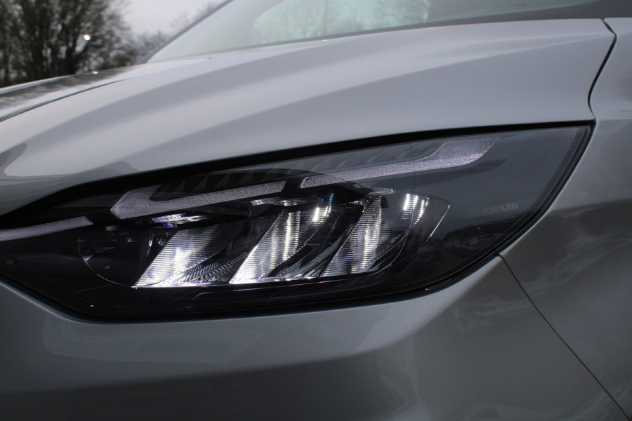 Ford Transit Custom 320 2.0 TDCI L2H1 Trend 136pk - Carplay - Android - Camera - LED koplampen - Airbag bijrijder - 70l tank - Rijklaar