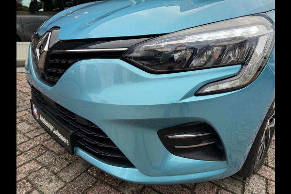 Renault Clio 1.6 E-Tech Hybrid 140 Zen LM velgen / Navi / P-sensoren / 1e eigenaar Renault Clio 1.6 E-Tech Hybrid 140 Zen LM velgen / Navi / P-sensoren / 1e eigenaar