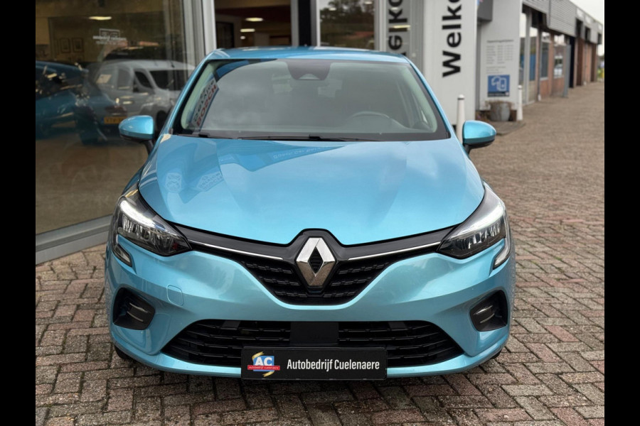Renault Clio 1.6 E-Tech Hybrid 140 Zen LM velgen / Navi / P-sensoren / 1e eigenaar Renault Clio 1.6 E-Tech Hybrid 140 Zen LM velgen / Navi / P-sensoren / 1e eigenaar