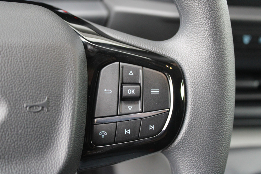 Ford Transit Custom 320 2.0 TDCI L2H1 Trend 136pk - Carplay - Android - Camera - LED koplampen - Airbag bijrijder - 70l tank - Rijklaar