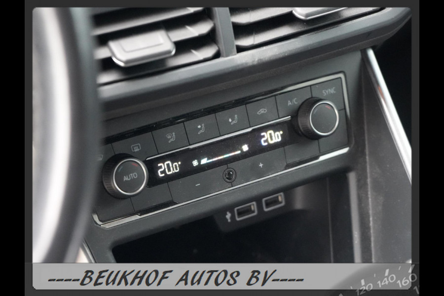 Volkswagen Polo 1.0 TSI Business Virtual Dash Camera Leder Volkswagen Polo 1.0 TSI Business Virtual Dash Camera Leder