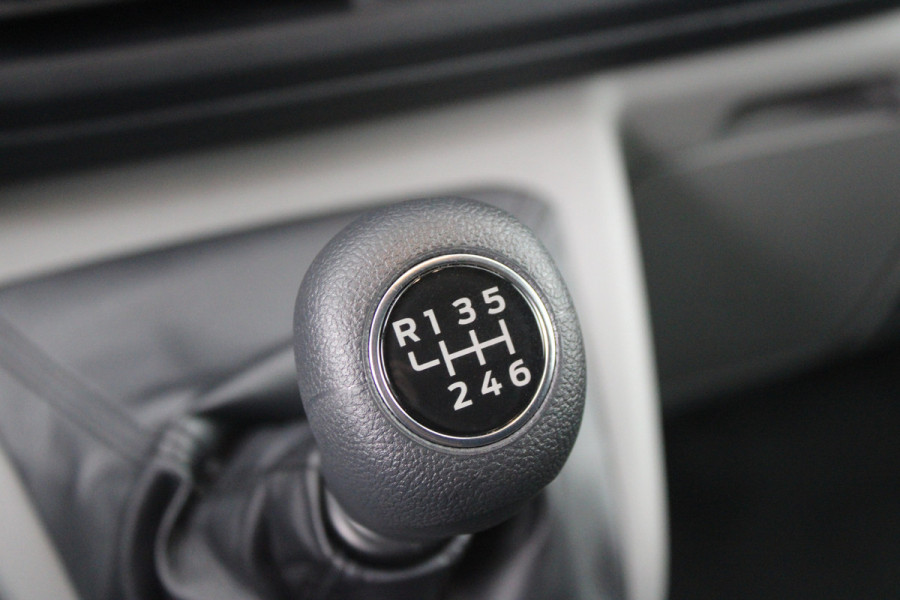 Ford Transit Custom 320 2.0 TDCI L2H1 Trend 136pk - Carplay - Android - Camera - LED koplampen - Airbag bijrijder - 70l tank - Rijklaar