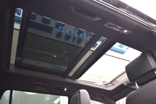 Volkswagen Passat Variant 1.4 TSI PHEV GTE Business Automaat / Pano schuifdak /  Trekhaak / Keyless / Navi / PDC + Camera