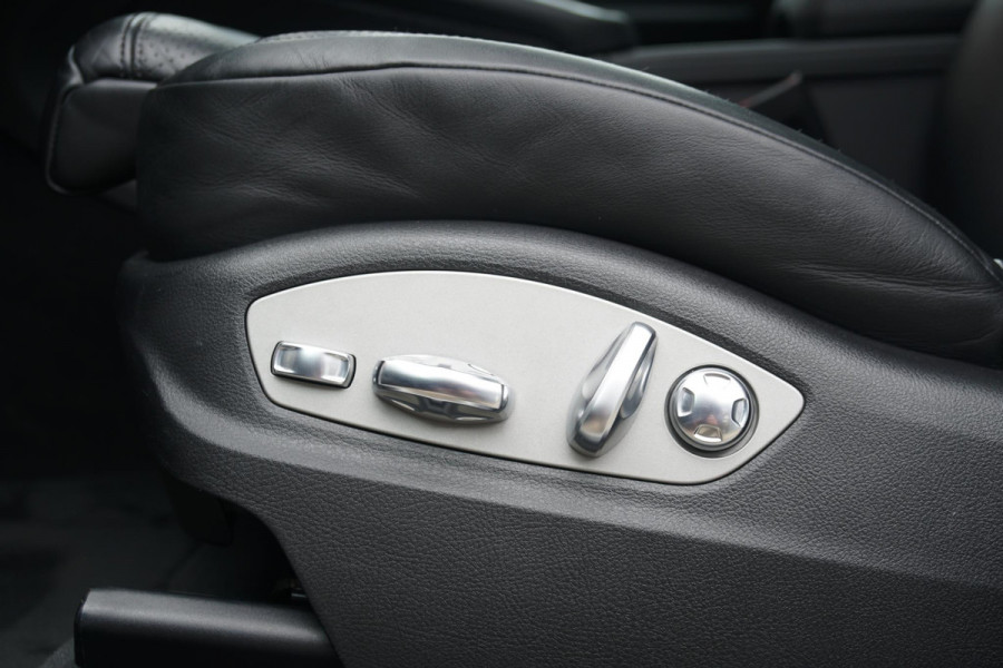 Porsche Macan 2.0 + PANORAMADAK / LUCHTVERING / 21" / MEMORY Porsche Macan 2.0 + PANORAMADAK / LUCHTVERING / 21" / MEMORY