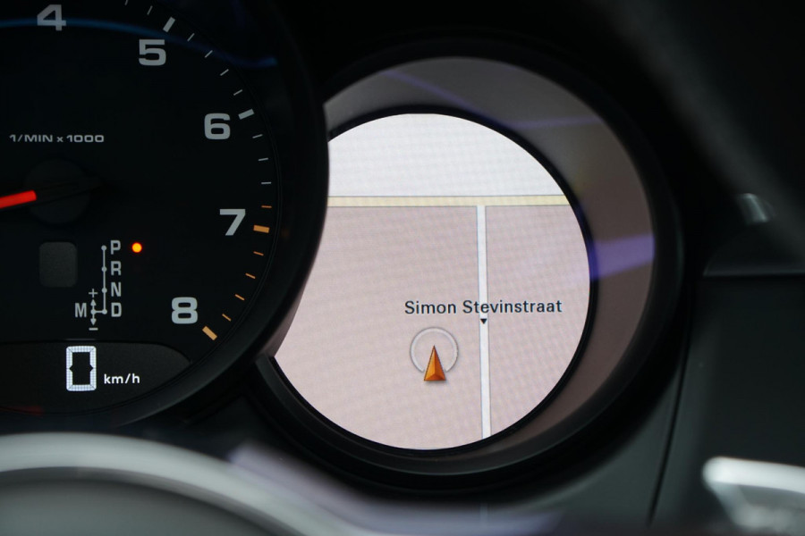 Porsche Macan 2.0 + PANORAMADAK / LUCHTVERING / 21" / MEMORY Porsche Macan 2.0 + PANORAMADAK / LUCHTVERING / 21" / MEMORY