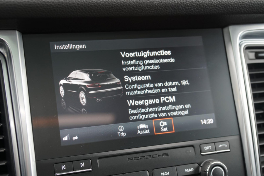 Porsche Macan 2.0 + PANORAMADAK / LUCHTVERING / 21" / MEMORY Porsche Macan 2.0 + PANORAMADAK / LUCHTVERING / 21" / MEMORY