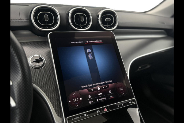 Mercedes-Benz C-Klasse Estate 180 AMG Line|Pano Trekhaak Cruise Camera Stoelverw. Sfeerverlichting Dodehoek Carplay& Android auto Mercedes-Benz C-Klasse Estate 180 AMG Line|Pano Trekhaak Cruise Camera Stoelverw. Sfeerverlichting Dodehoek Carplay& Android auto