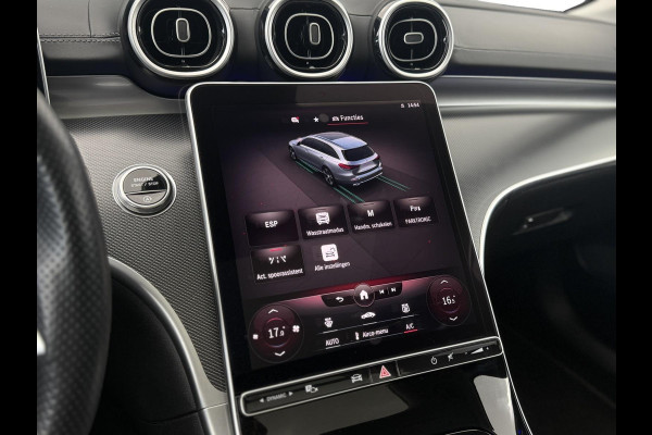 Mercedes-Benz C-Klasse Estate 180 AMG Line|Pano Trekhaak Cruise Camera Stoelverw. Sfeerverlichting Dodehoek Carplay& Android auto Mercedes-Benz C-Klasse Estate 180 AMG Line|Pano Trekhaak Cruise Camera Stoelverw. Sfeerverlichting Dodehoek Carplay& Android auto