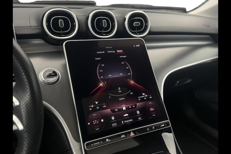 Mercedes-Benz C-Klasse Estate 180 AMG Line|Pano Trekhaak Cruise Camera Stoelverw. Sfeerverlichting Dodehoek Carplay& Android auto Mercedes-Benz C-Klasse Estate 180 AMG Line|Pano Trekhaak Cruise Camera Stoelverw. Sfeerverlichting Dodehoek Carplay& Android auto