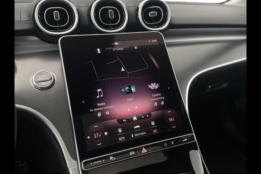 Mercedes-Benz C-Klasse Estate 180 AMG Line|Pano Trekhaak Cruise Camera Stoelverw. Sfeerverlichting Dodehoek Carplay& Android auto Mercedes-Benz C-Klasse Estate 180 AMG Line|Pano Trekhaak Cruise Camera Stoelverw. Sfeerverlichting Dodehoek Carplay& Android auto